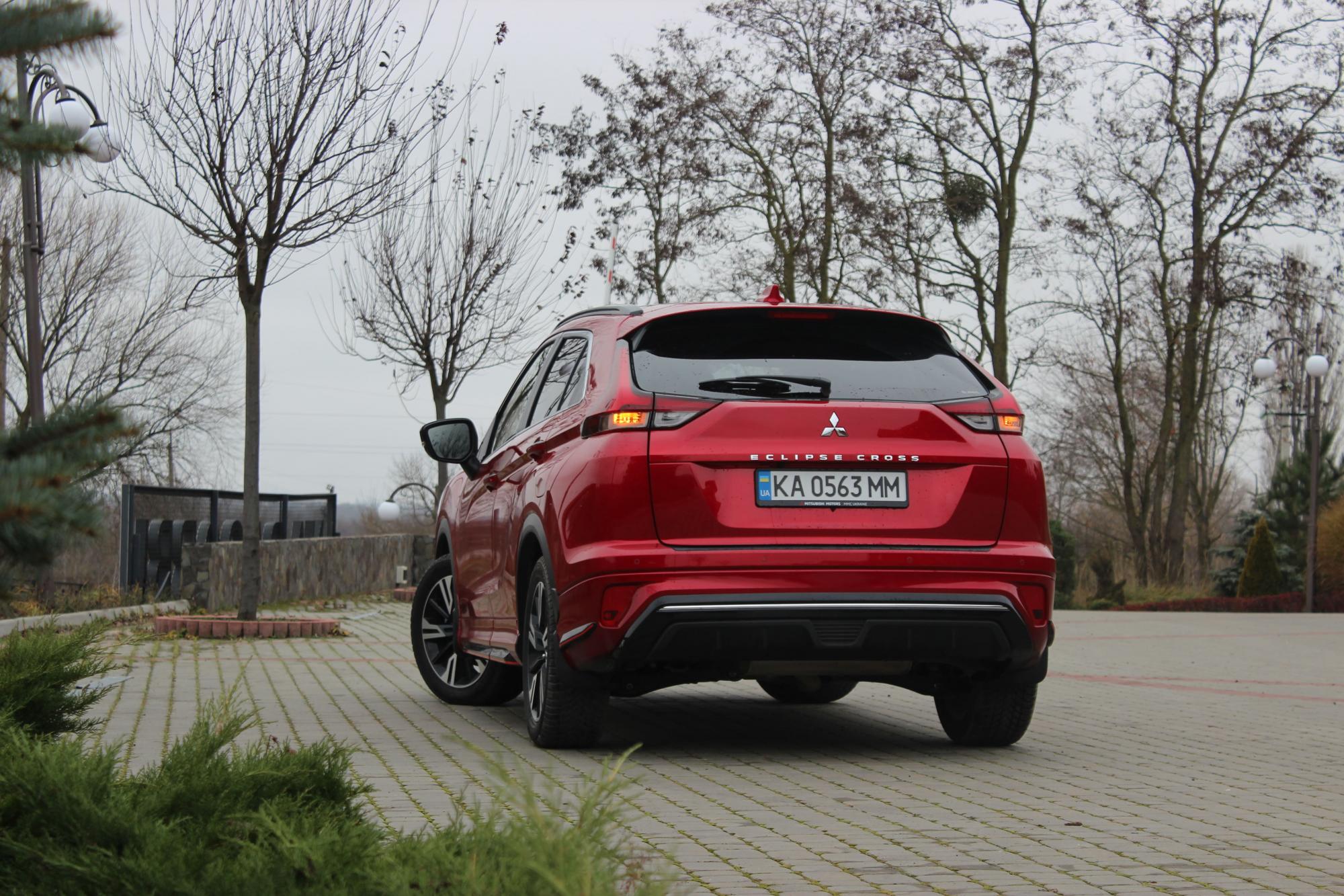 Тест-драйв Mitsubishi Eclipse Cross: переваги та недоліки купеподібного кросовера
