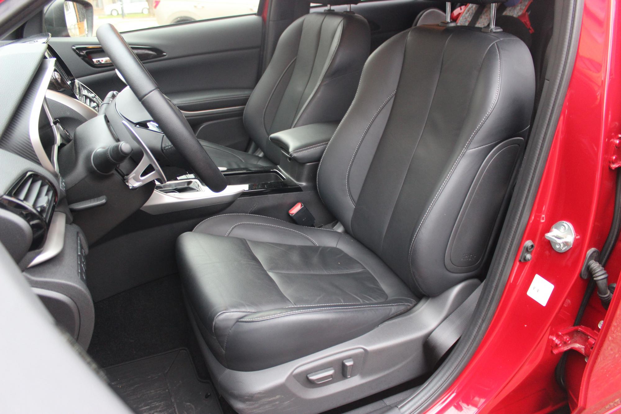 Тест-драйв Mitsubishi Eclipse Cross: переваги та недоліки купеподібного кросовера