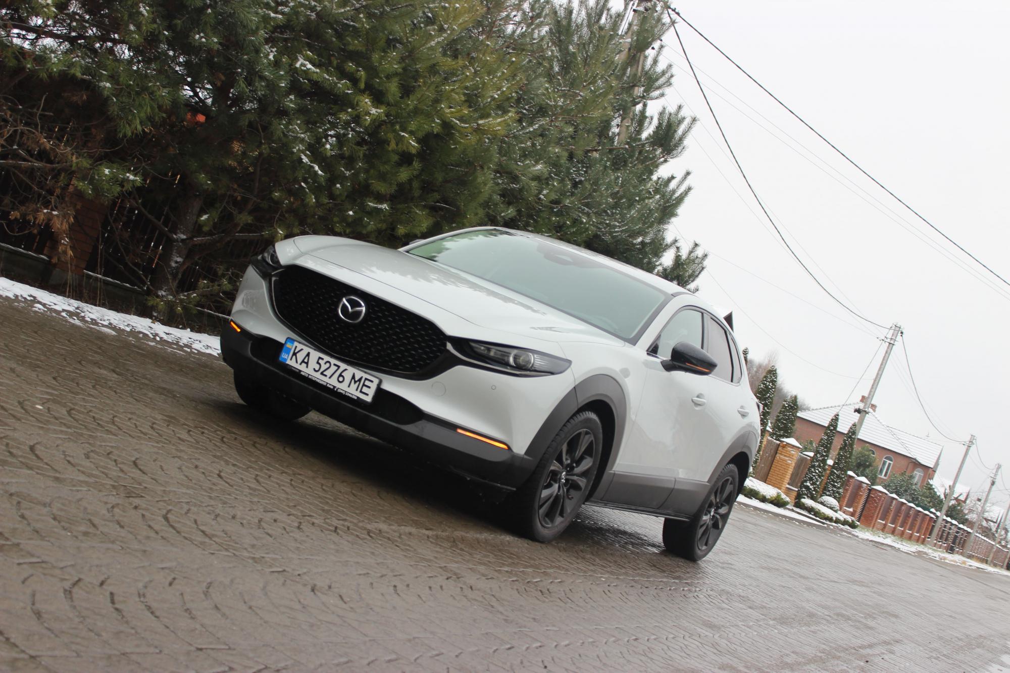 Тест-драйв Mazda CX-30: вивчаємо особливості оновленого японського кросовера
