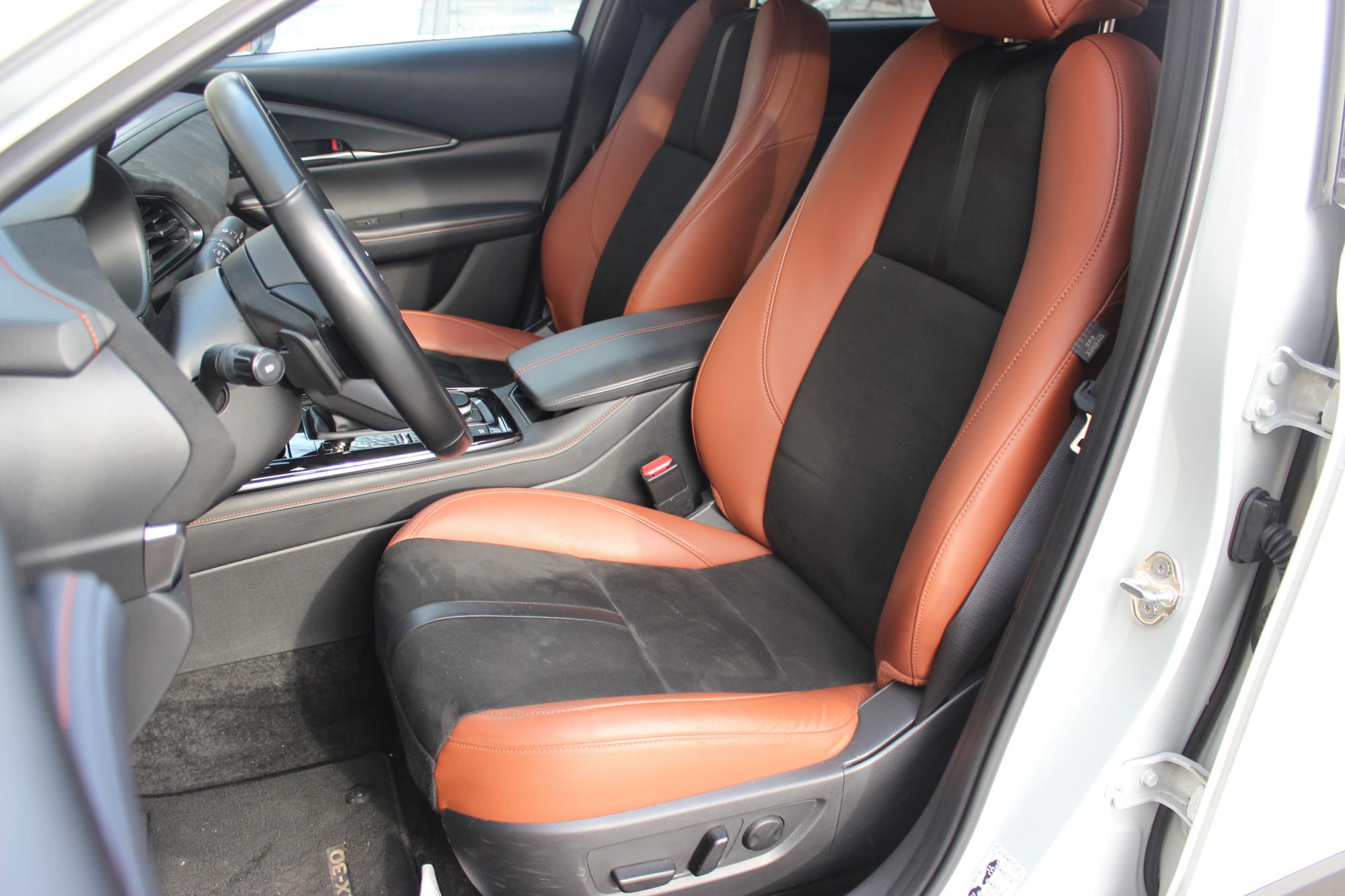 Тест-драйв Mazda CX-30: вивчаємо особливості оновленого японського кросовера