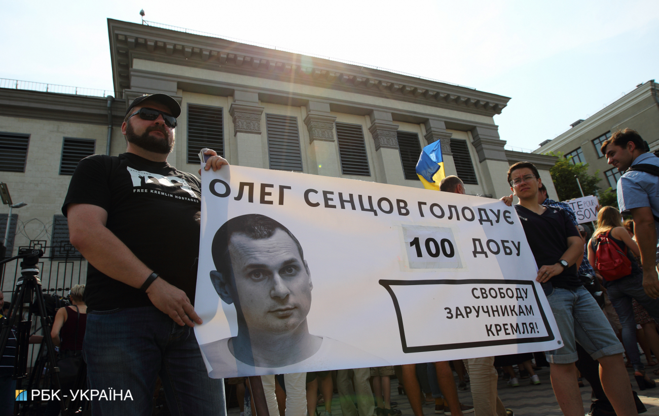 Пошел на фронт ради мести россиянам. Где сейчас режиссер и военный Олег Сенцов