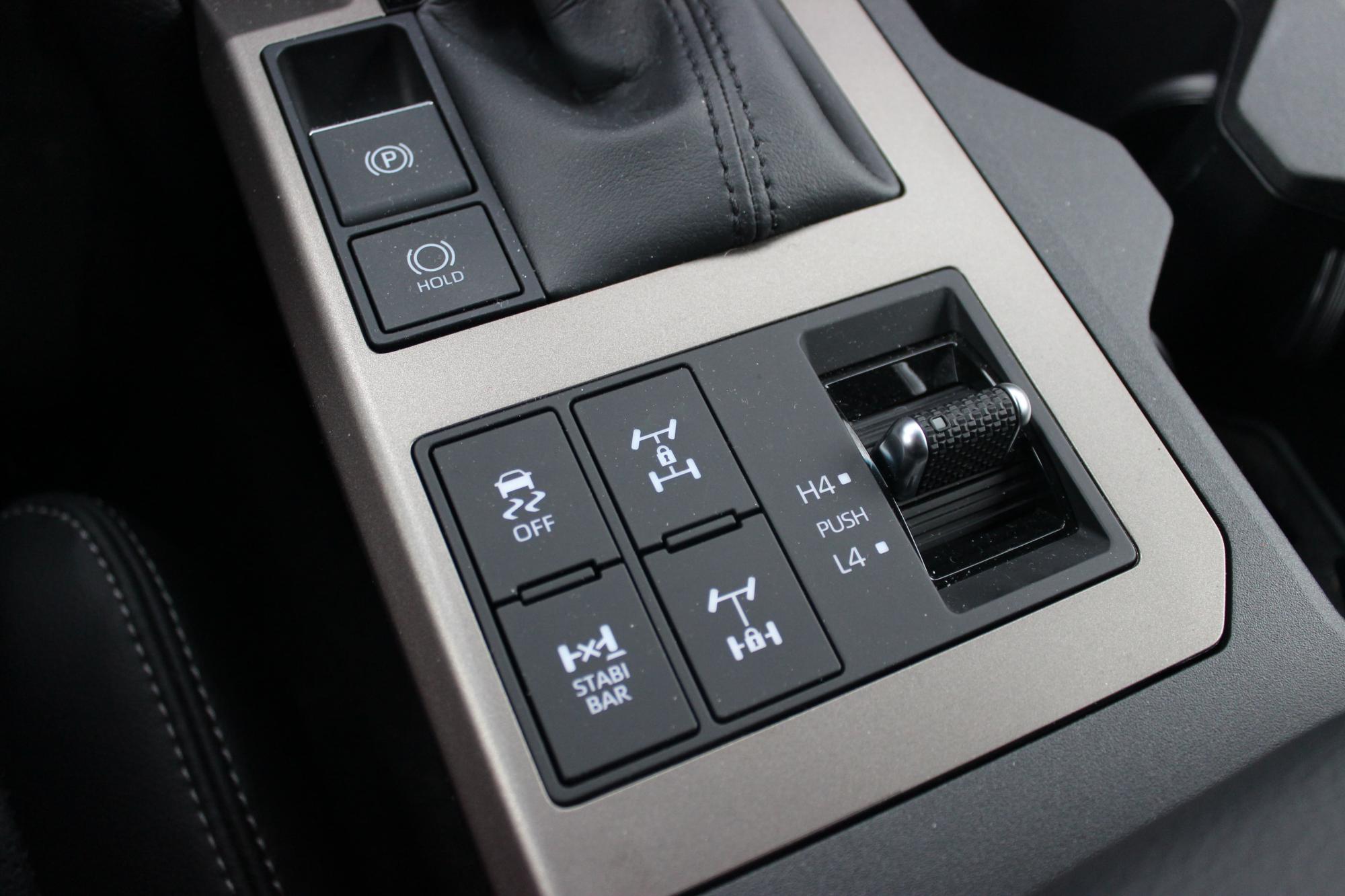 Тест-драйв Toyota Land Cruiser Prado: переваги та недоліки рамного позашляховика