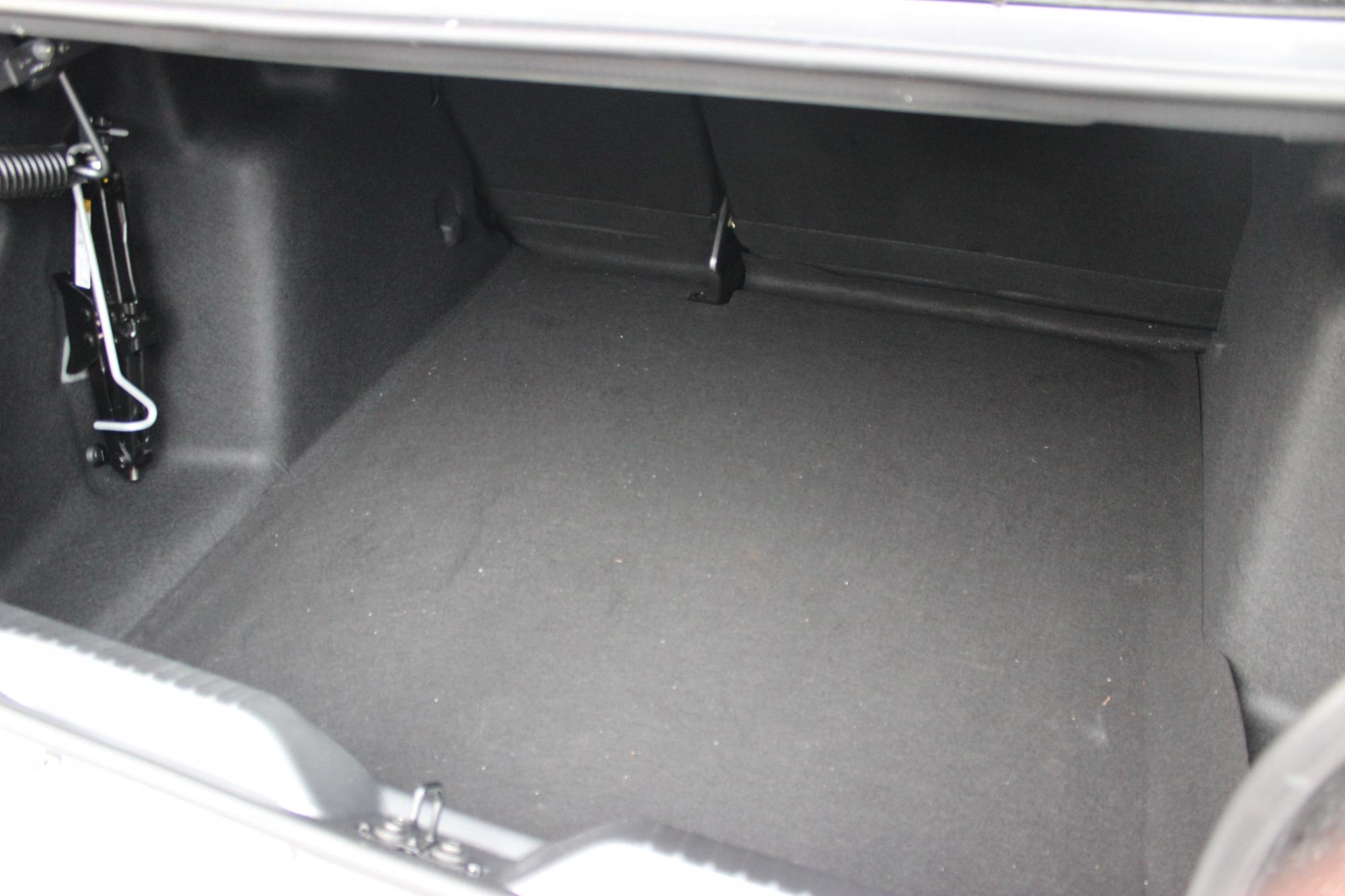 Тест-драйв Renault Taliant: преимущества и недостатки доступного седана