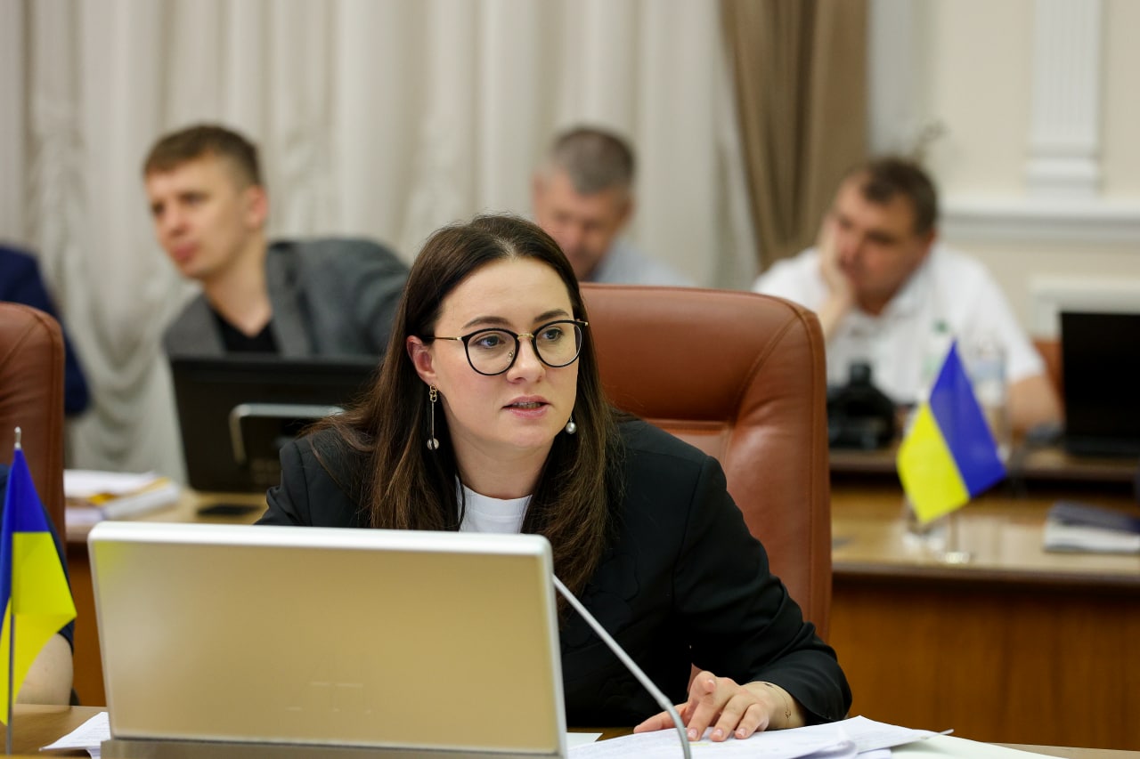 Нули на АЗС. Когда в Украине закончится дефицит бензина и "дизеля"