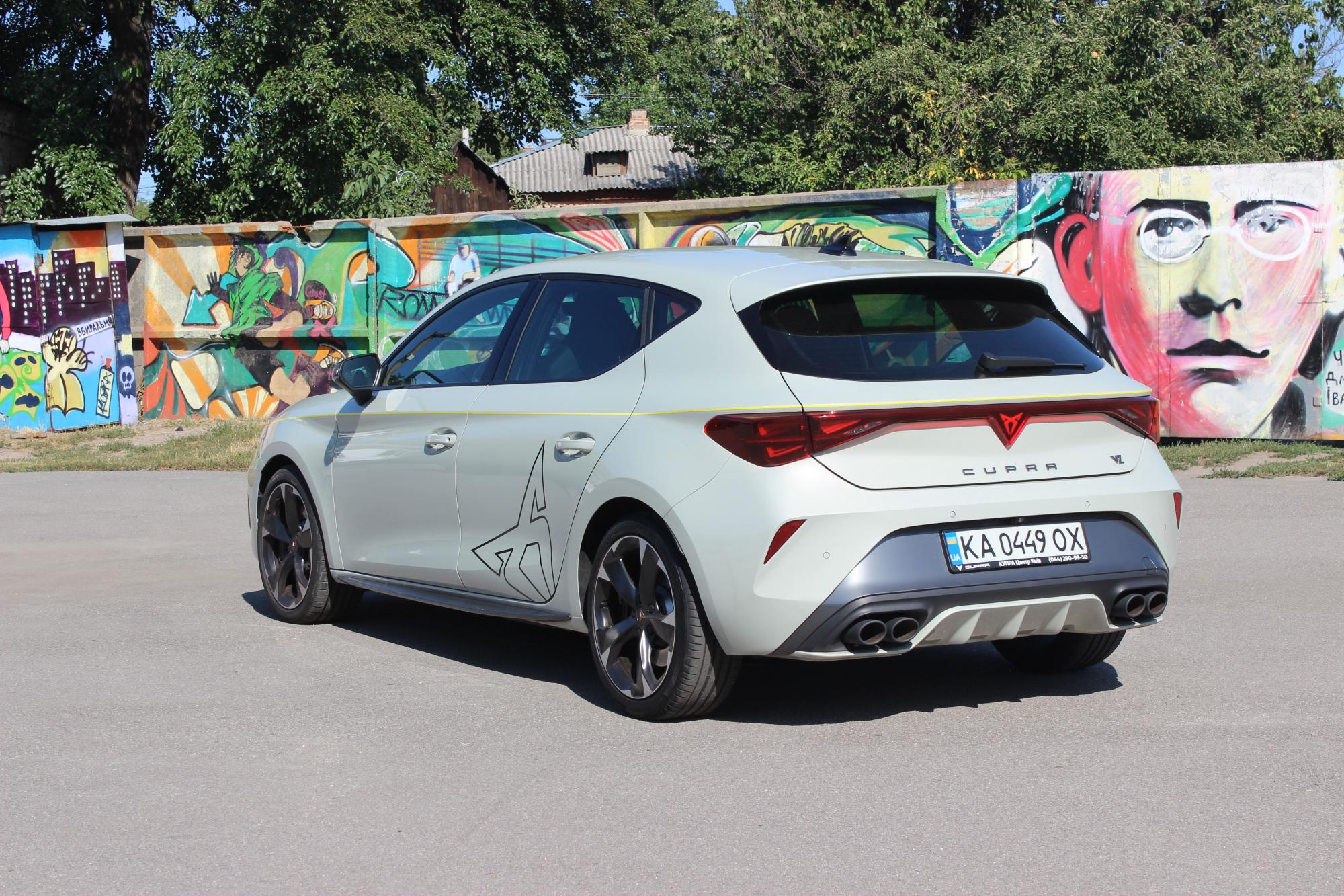 Тест-драйв Cupra Leon: переваги, недоліки та конкуренти хот-хетча