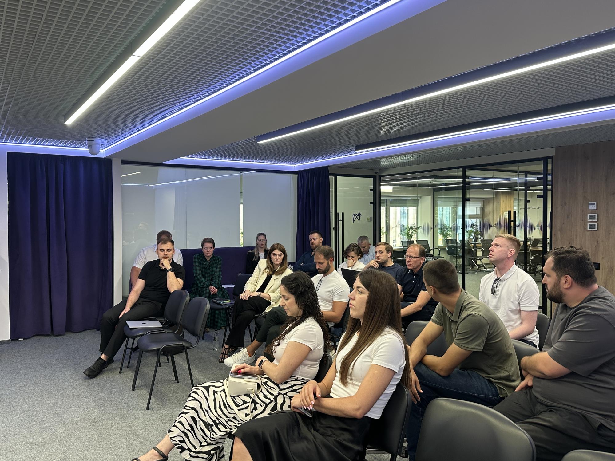 У Києві обговорили Стратегію розвитку штучного інтелекту України