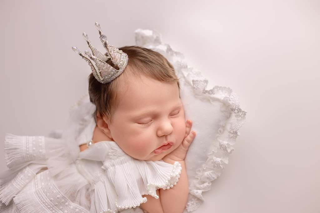 Українська співачка і зірка Playboy замилувала фото новонародженої донечки Євлалії