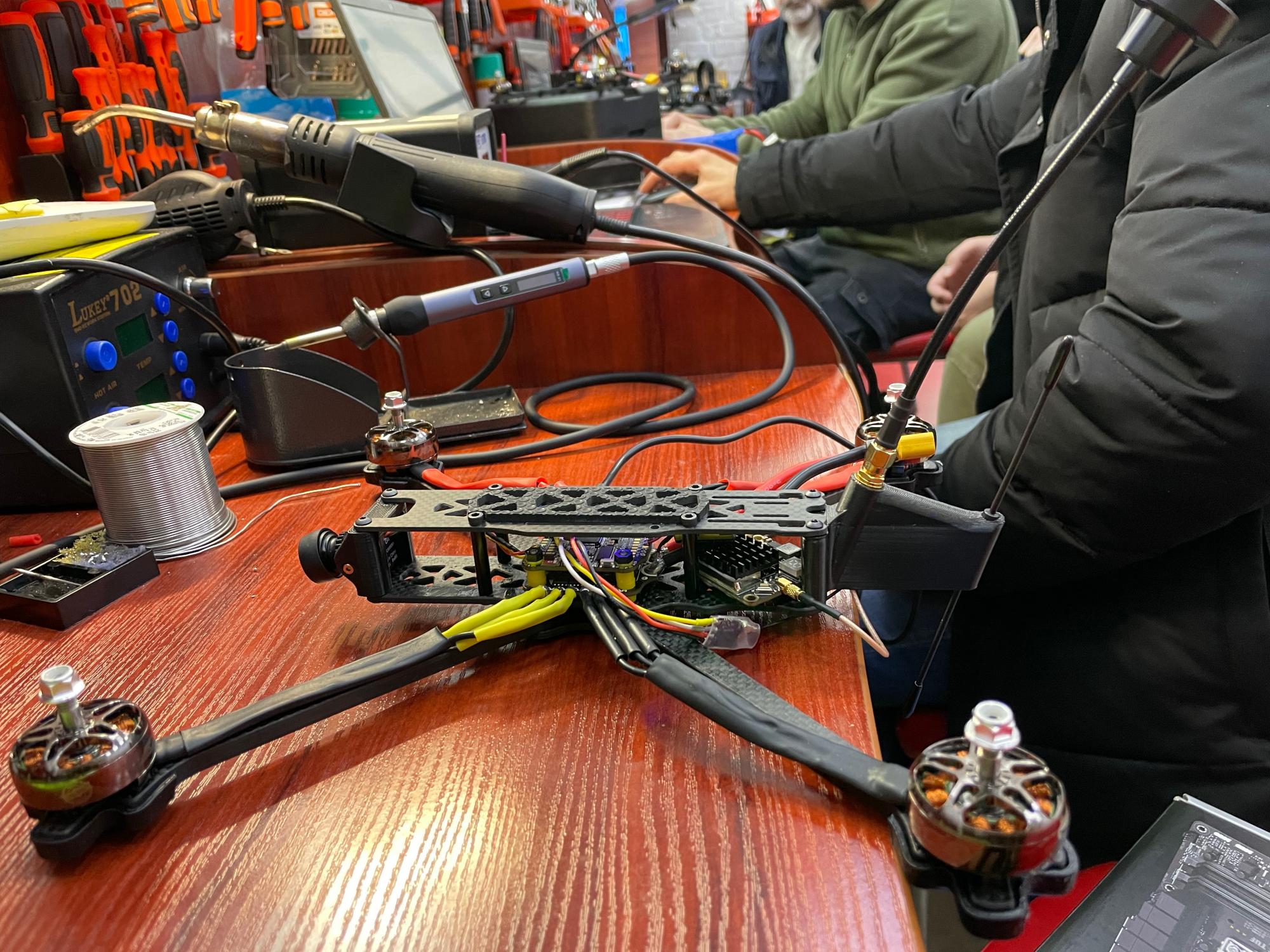 "Дронарня" запустила новый курс для военных инженеров БпЛА при поддержке Favbet Tech