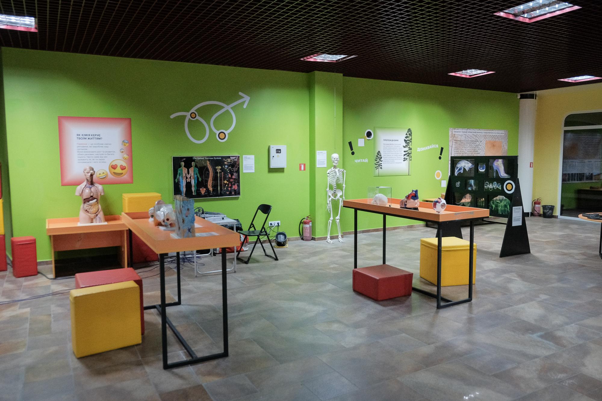 "Не можна не торкатися": як виглядає Музей науки в Чернівцях (фото)