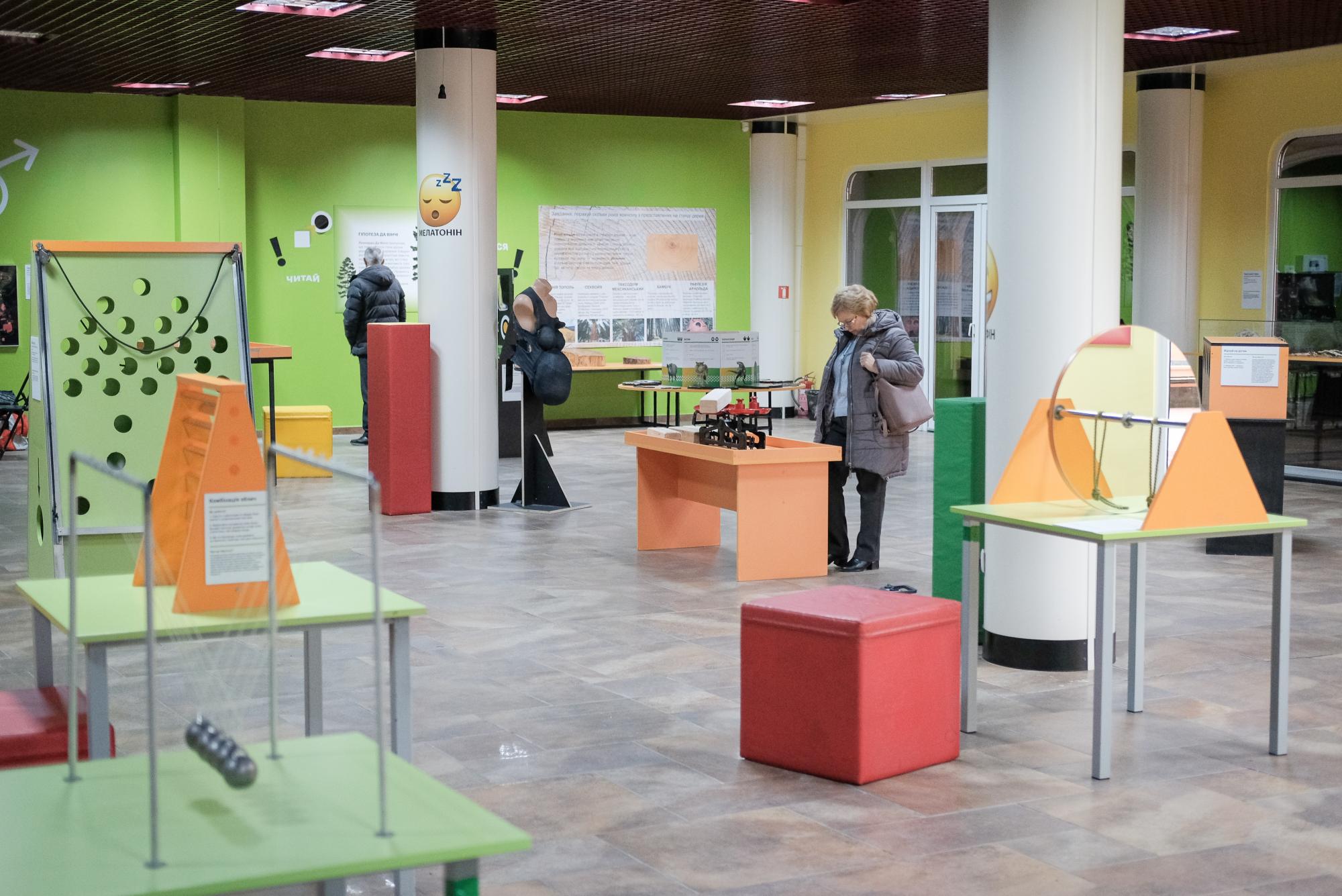 "Нельзя не касаться": как выглядит Музей науки в Черновцах (фото)