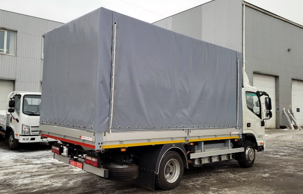 Доставка грузов на электротяге: в Украине продан первый электрический грузовик