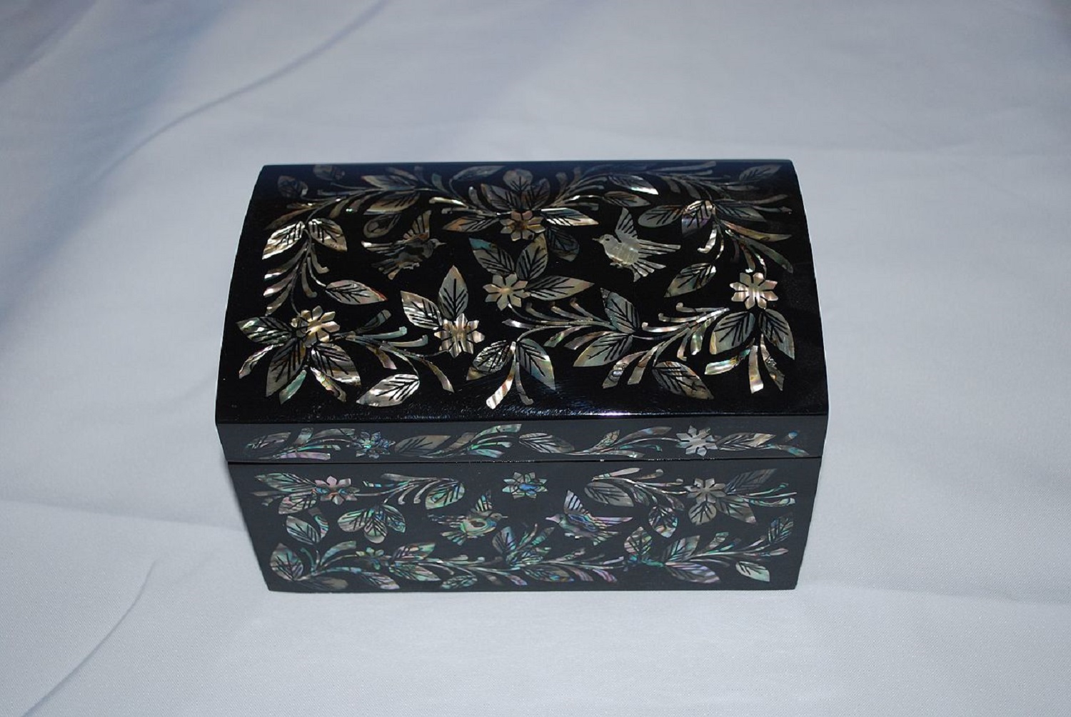 Не лише золото і срібло. Предмети з яких матеріалів найбільше цінують колекціонери