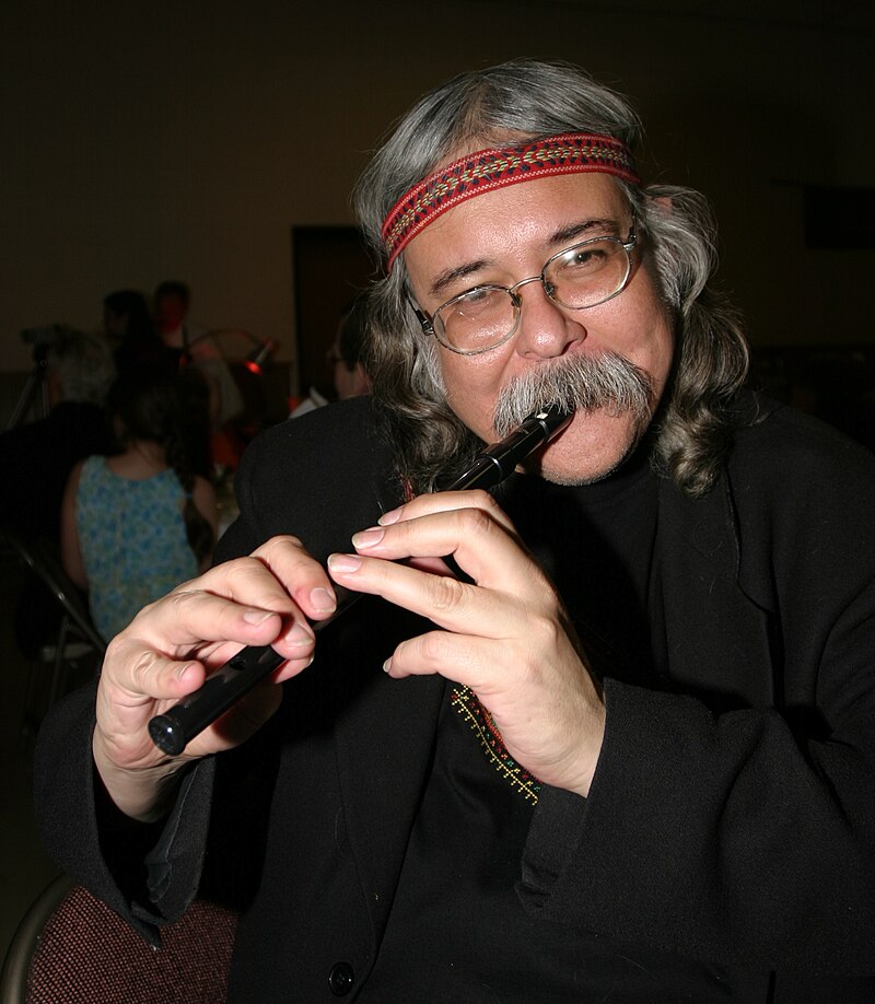 Історія Юліана Китастого - заслуженого артиста України з Детройта, чия музика зводить з розуму