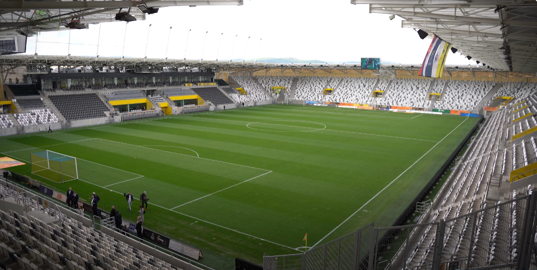 Где украинские клубы будут играть домашние матчи в еврокубках-2025/26: полный список стадионов