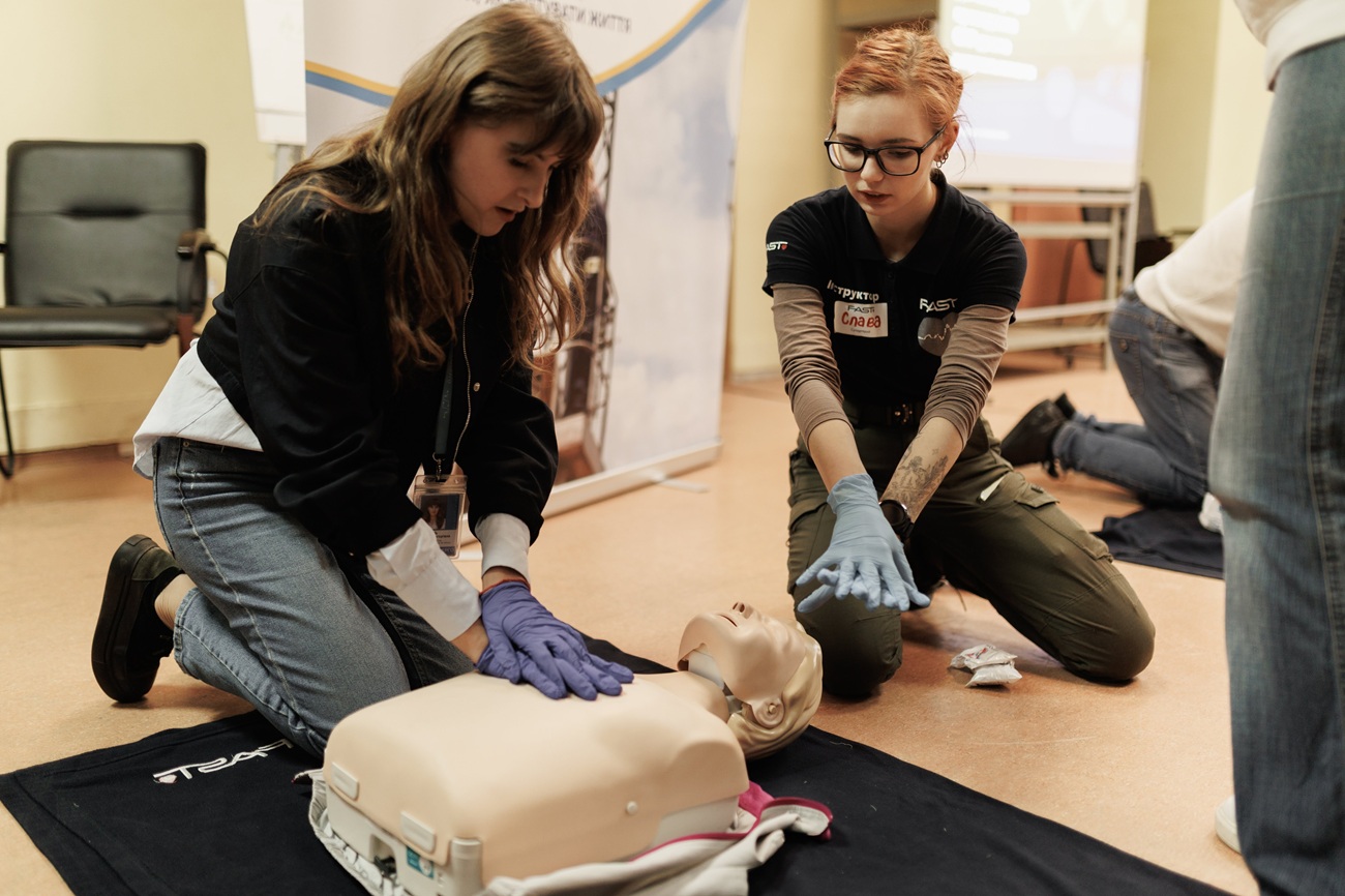 Фонд Матюхи організував у Києві тренінг з домедичної допомоги для енергетиків