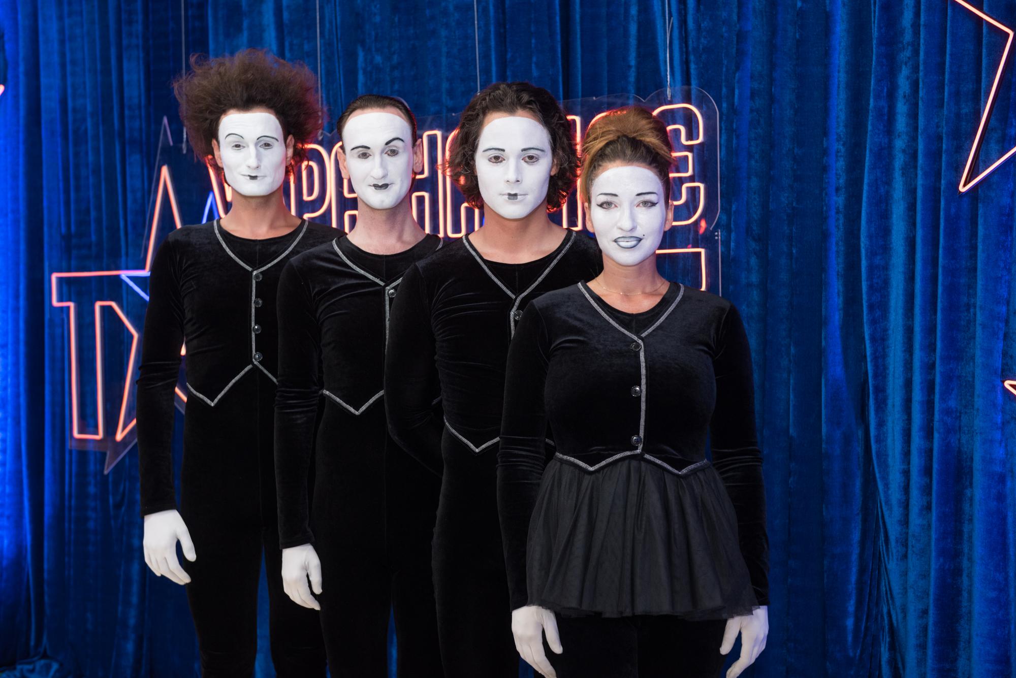 Самые известные украинские мимы, выступавшие перед Папой Римским, поразили суперспособностями