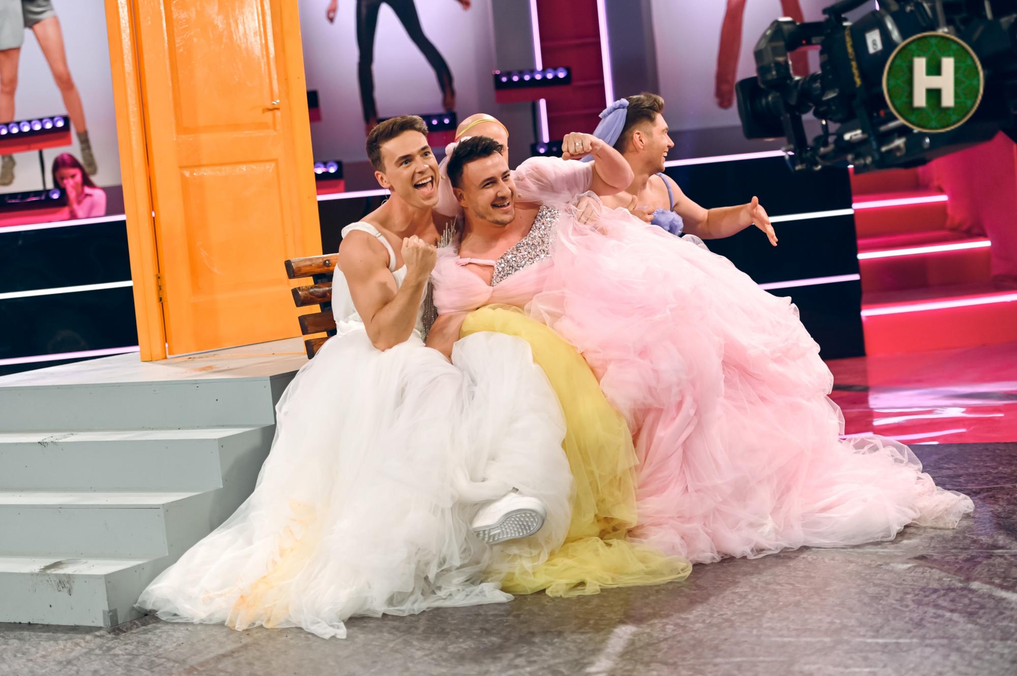 Скільки відсотків жінок фанатіють від Кирила Буданова? Цікаві статистичні факти із шоу "Хто зверху?"