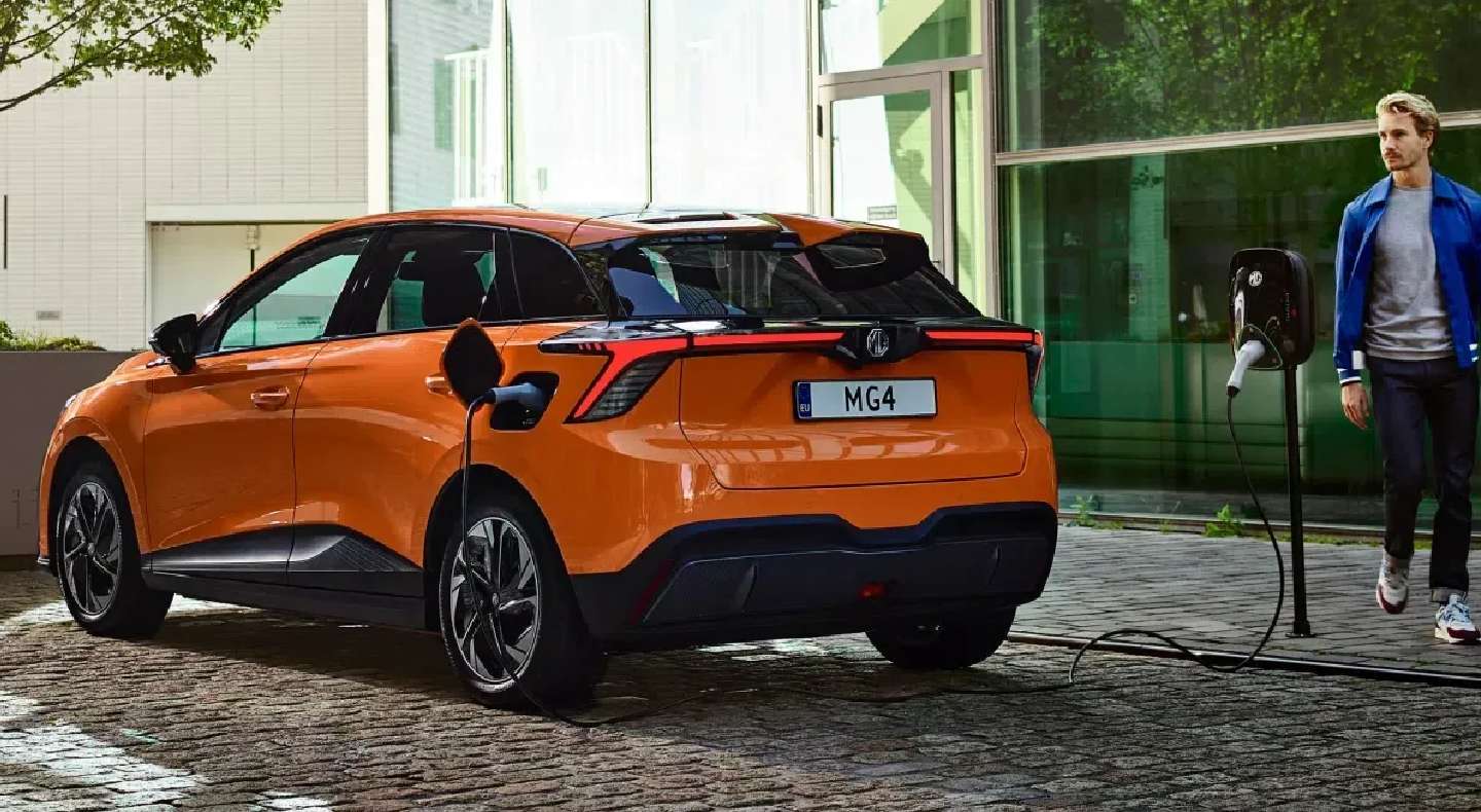 Обслуговування електромобіля: за що доведеться платити