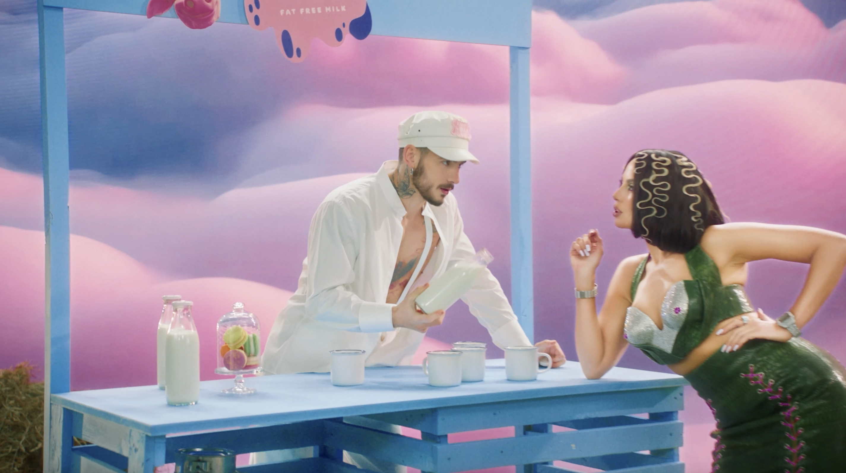 Настя Каменських підтвердила чутки про зв'язок із молодим співаком