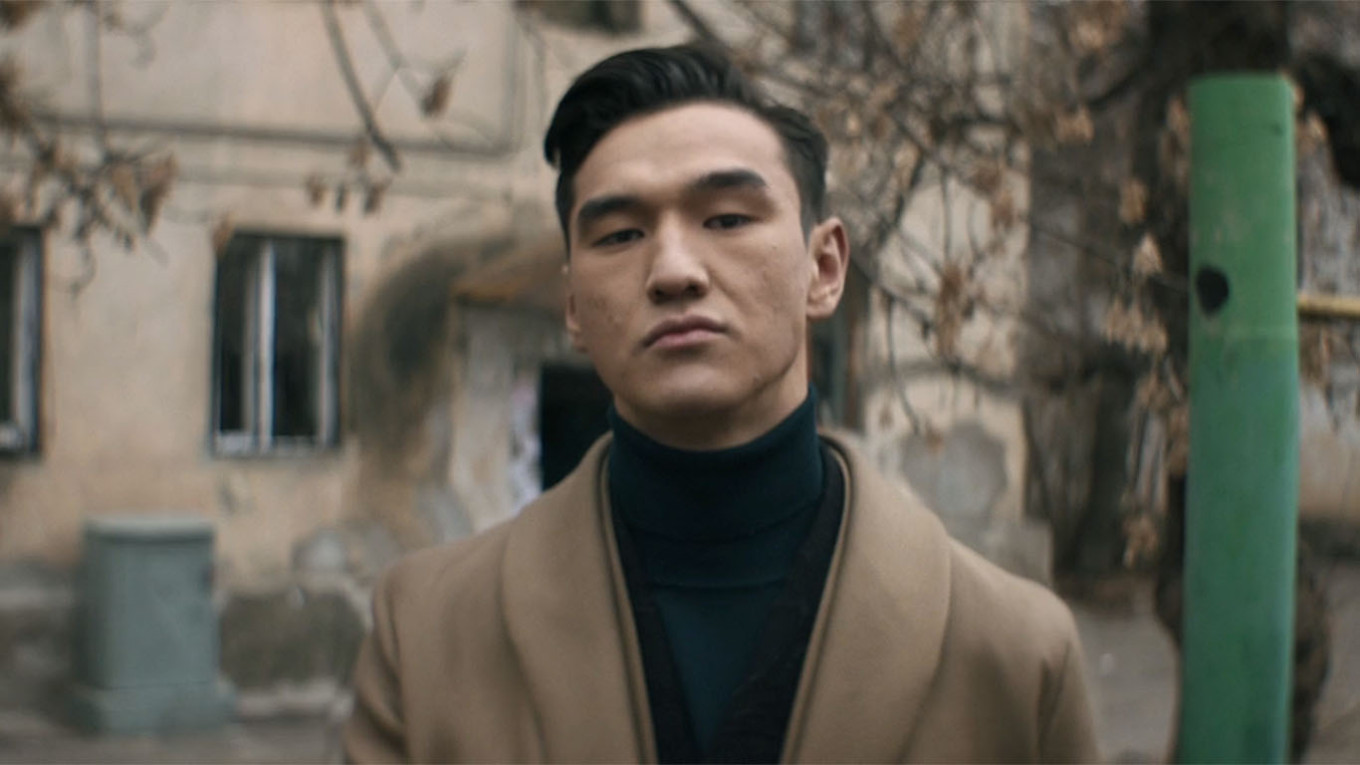 Коміку Нурлану Сабурову заборонили в'їзд до Росії на 50 років: як це пов’язано з Україною