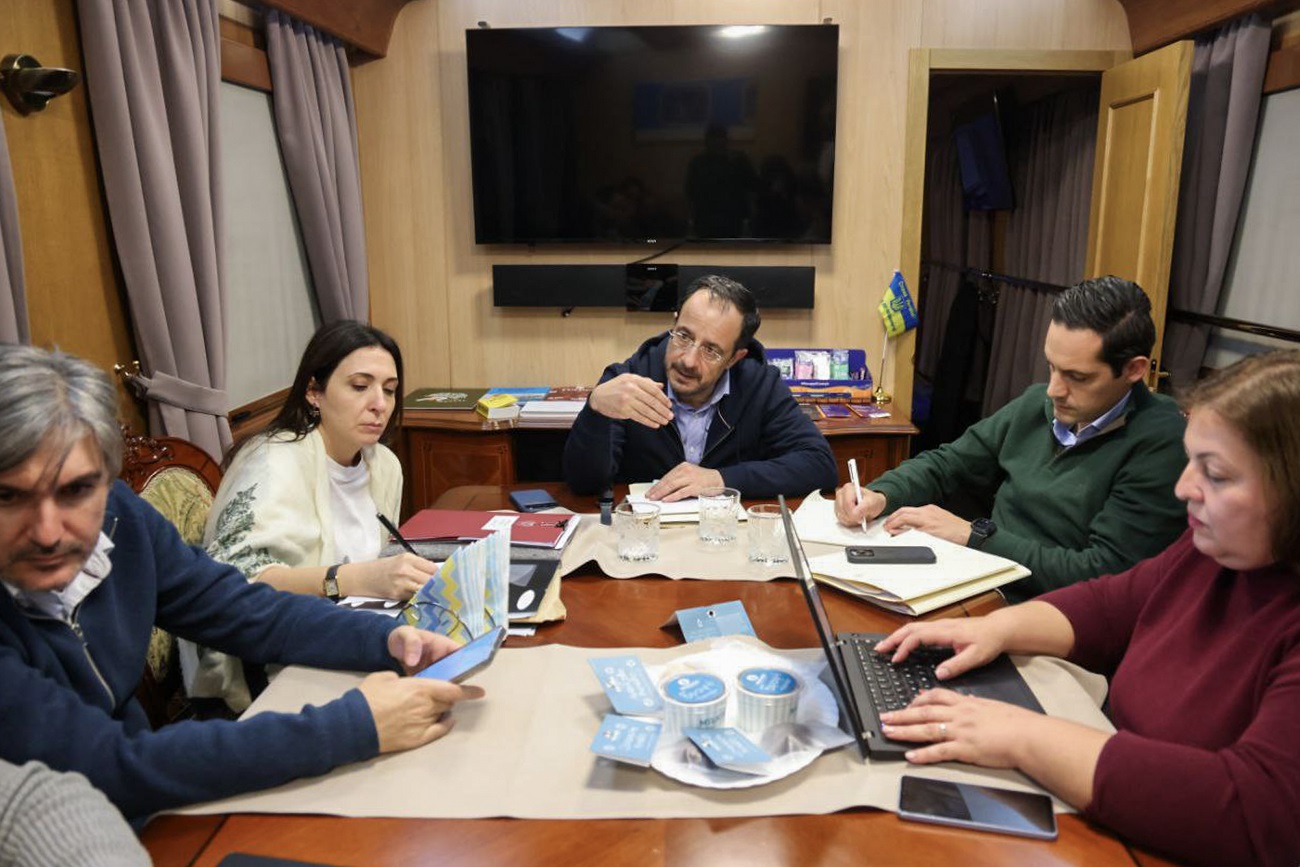 До Києва прибув президент Кіпру: мета поїздки (фото)