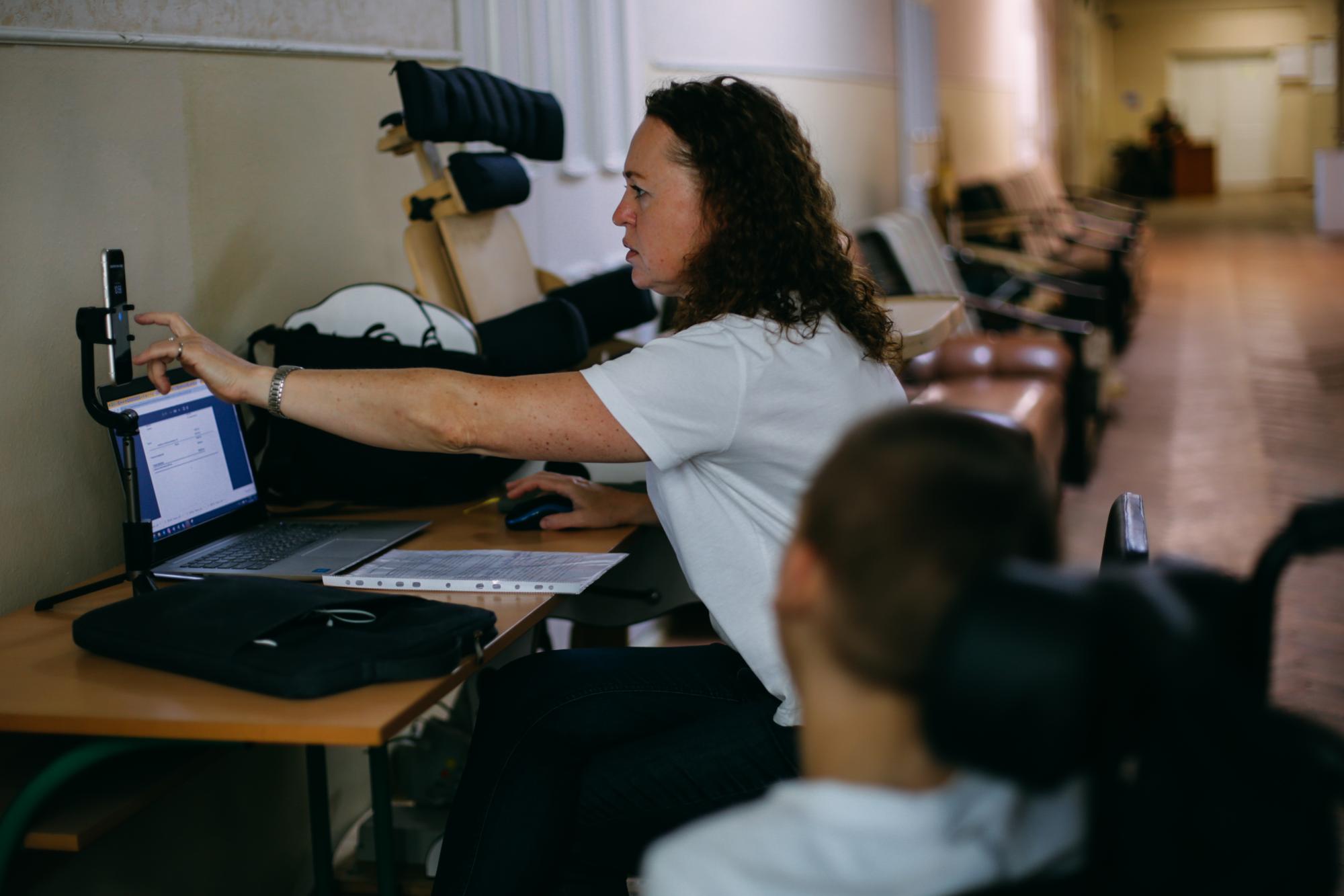 Інклюзивність під час війни. Як мама хлопця з ДЦП створює соціальні проекти