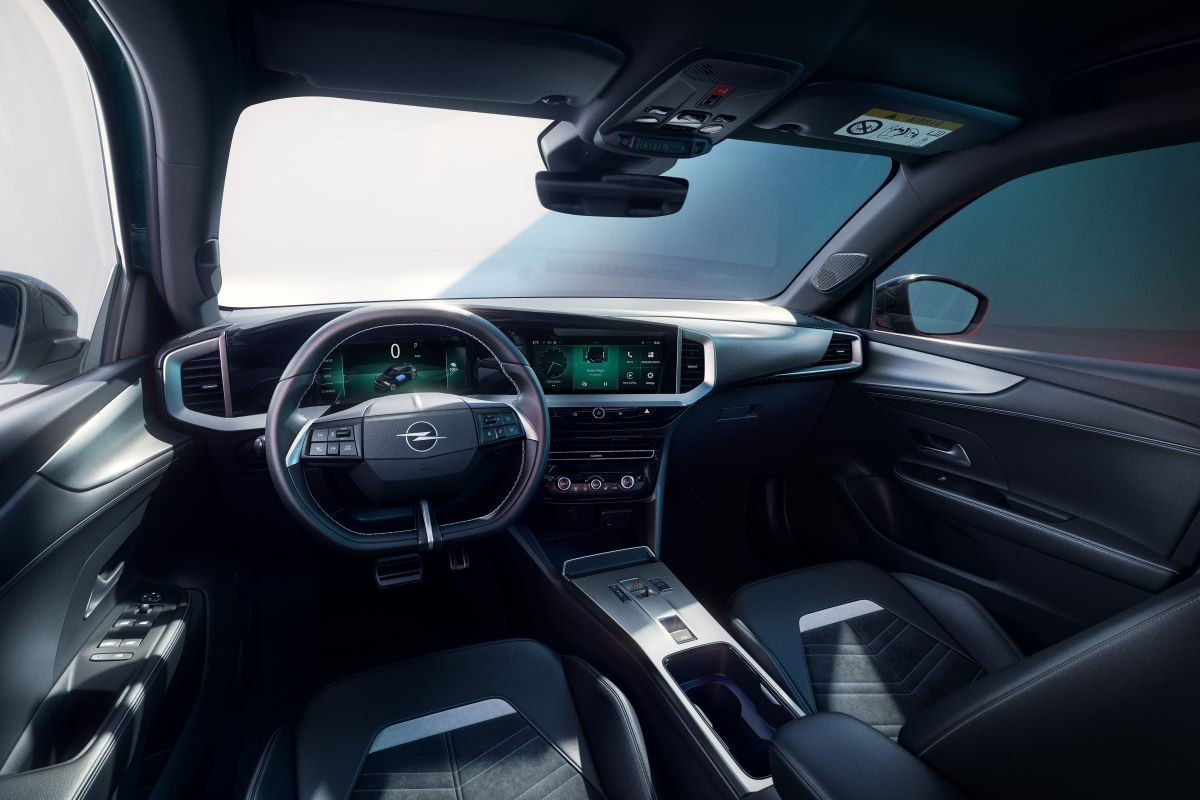 Opel офіційно представив оновлений кросовер Mokka: що змінилось