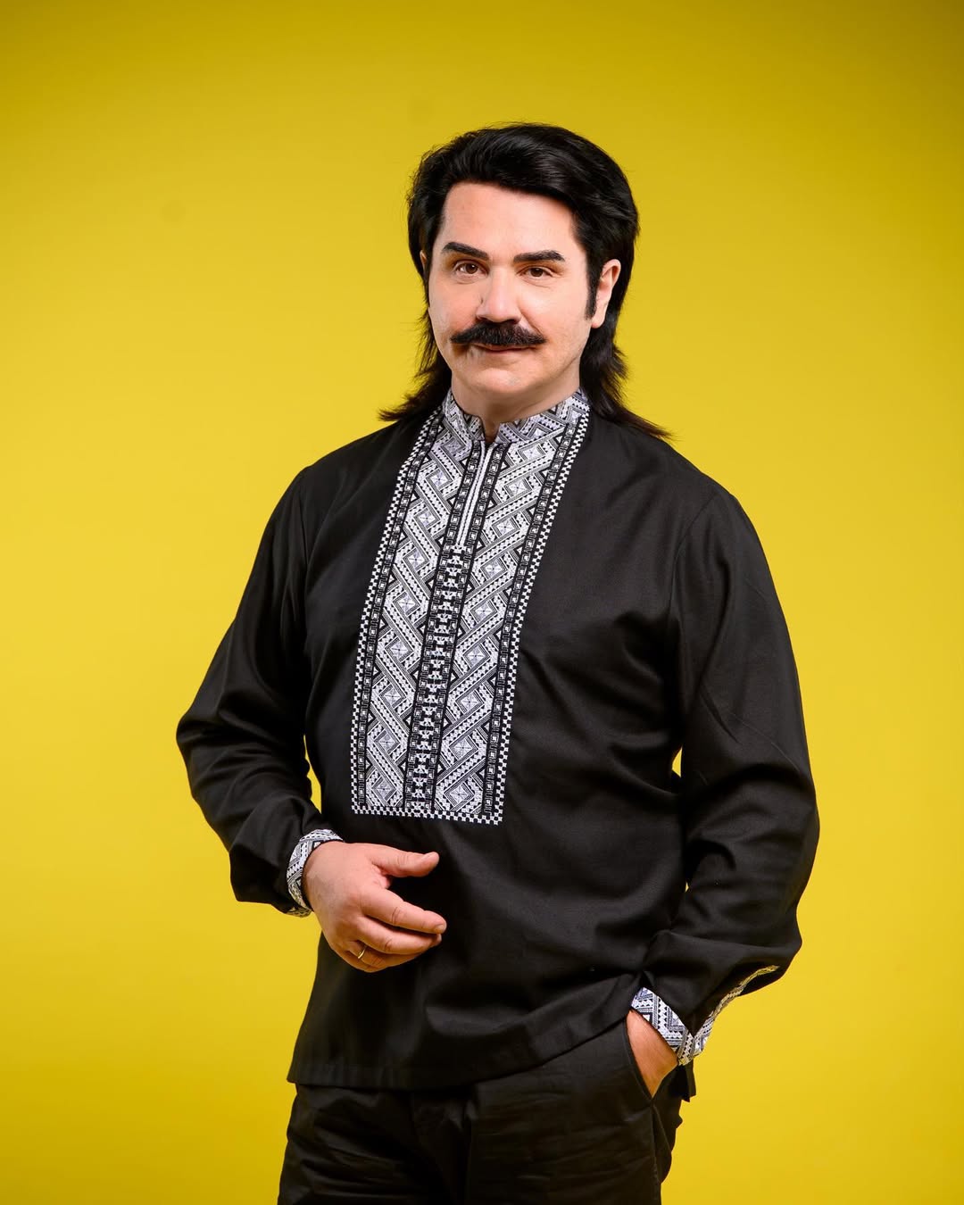 Павло Зібров сказав, за скільки грошей збриє вуса