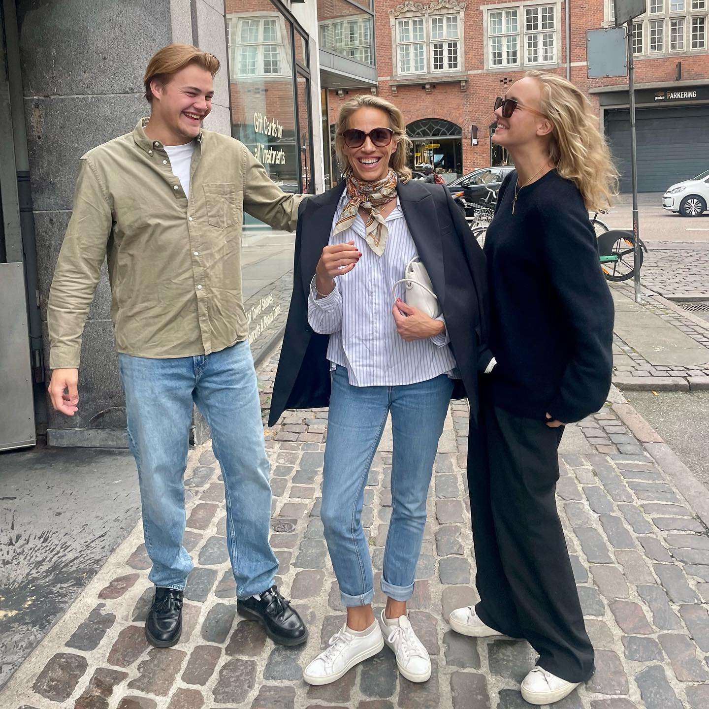 Який сьогодні вигляд має Петра з комедії "Таксі": майже не змінилася (фото)