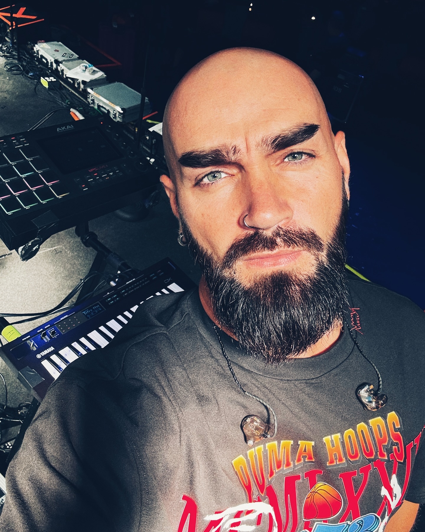 Муж Саниной впервые за долгое время вышел на связь и показал, в какой стране находится