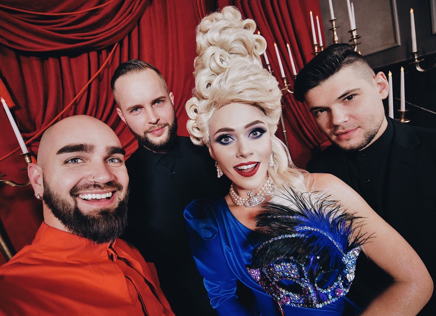 Муж Саниной впервые за долгое время вышел на связь и показал, в какой стране находится