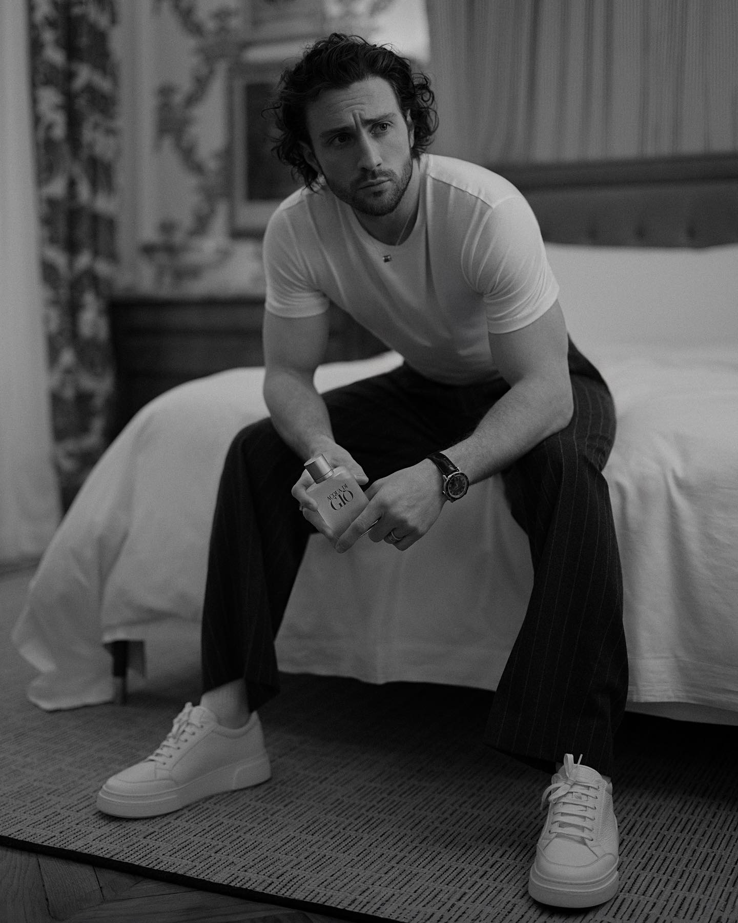 Відомий актор визнаний найкрасивішим чоловіком у світі: який вигляд він має (фото)