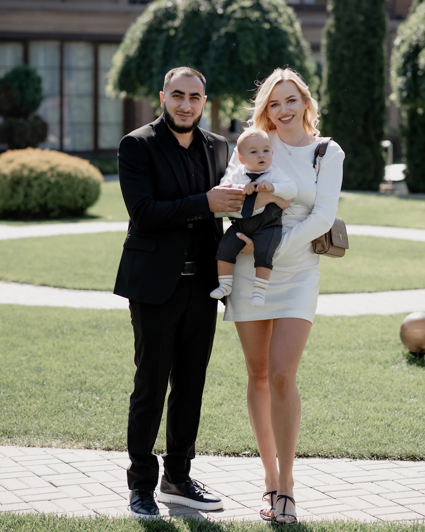 Українська блогерка з "заниженою самооцінкою" купила "мерс" за 7 мільйонів: чим вона займається