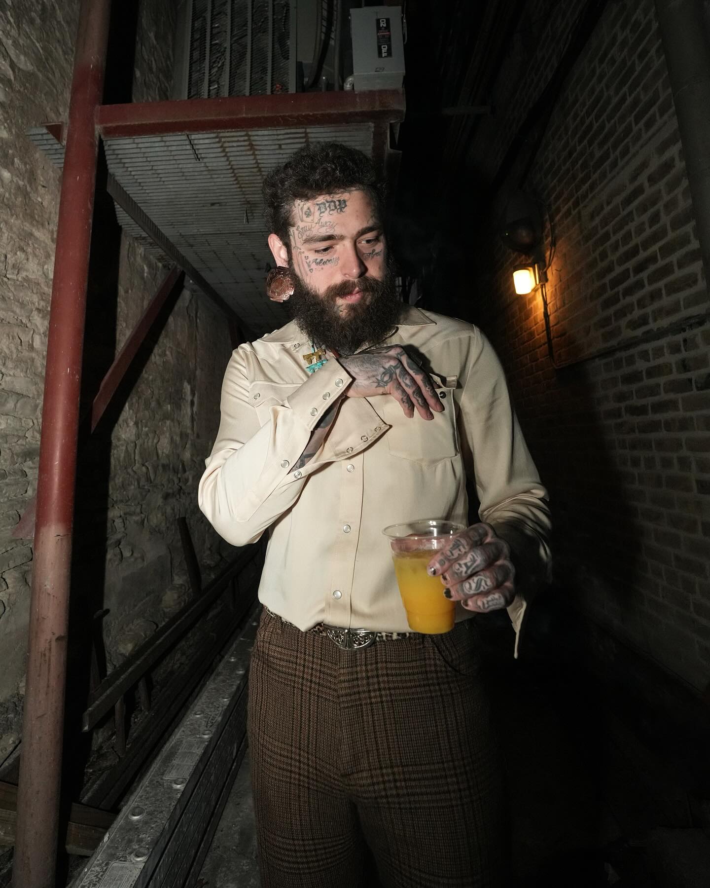 Топ-5 звезд, которые не могут устоять перед фастфудом