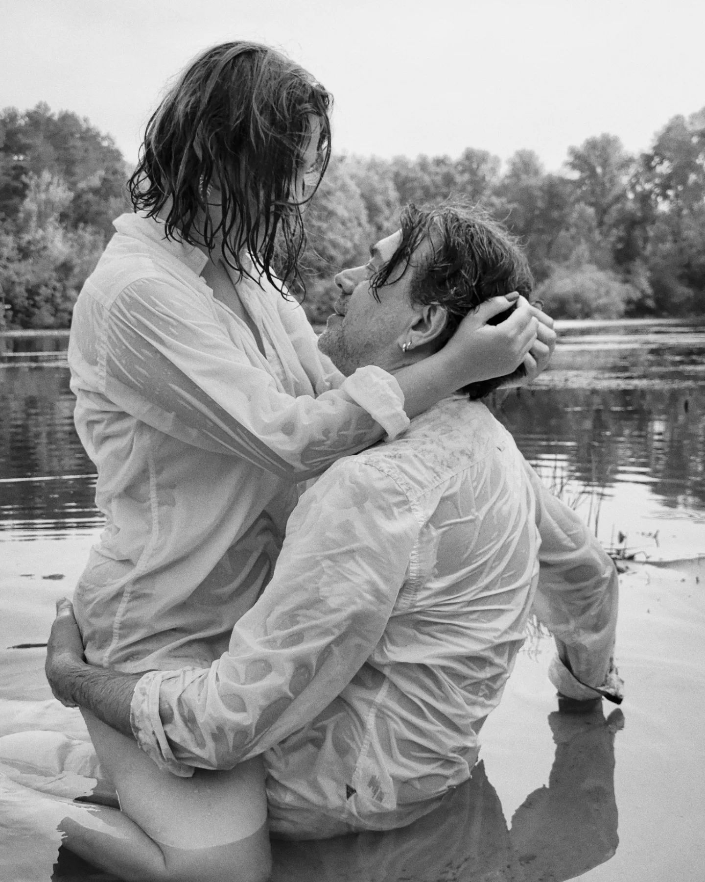 Остап Ступка подтвердил роман с младшей на 35 лет избранницей: что о ней известно