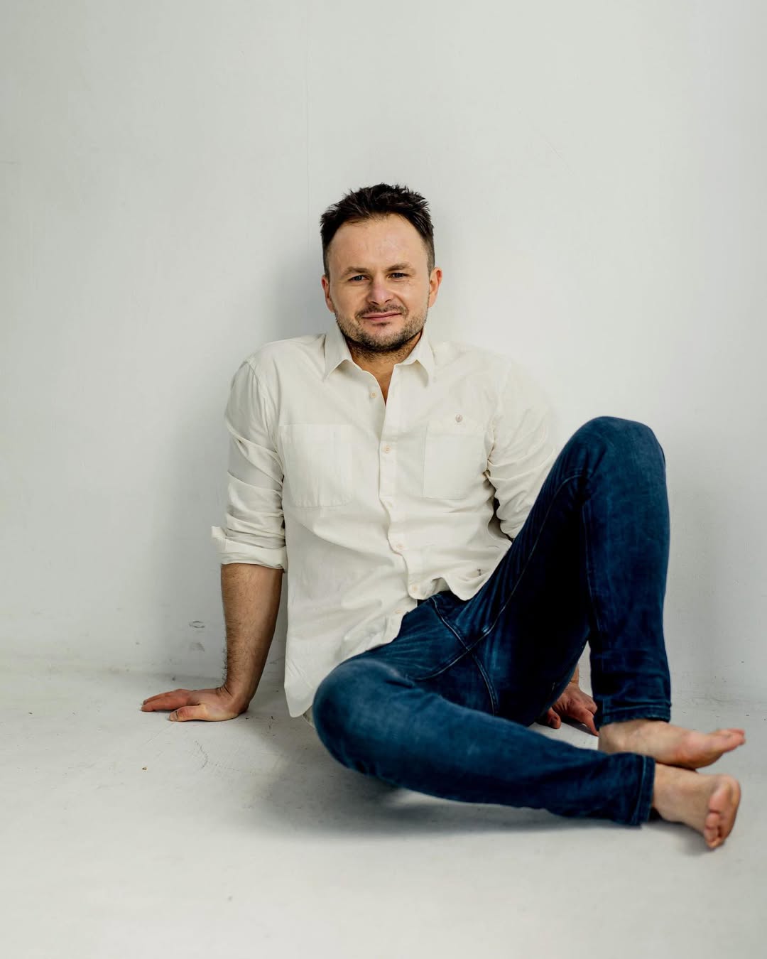 "Просять сфотографуватись". Популярний український актор зізнався, що підробляє таксистом