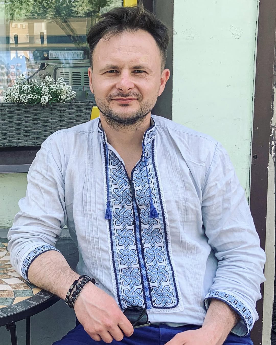 "Просять сфотографуватись". Популярний український актор зізнався, що підробляє таксистом