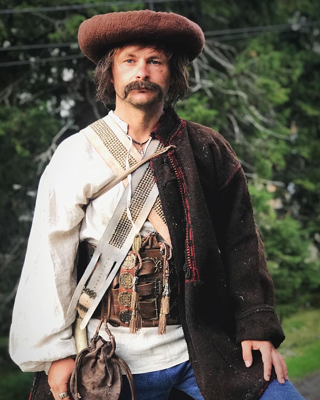 "Просять сфотографуватись". Популярний український актор зізнався, що підробляє таксистом