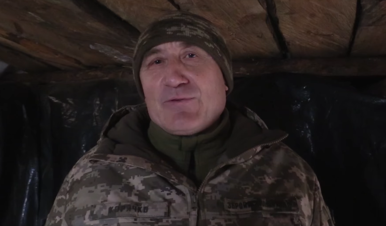 Бойцы ВСУ на передовой поздравили украинцев с Новым годом: "празднуйте, мы прикроем!" (видео)