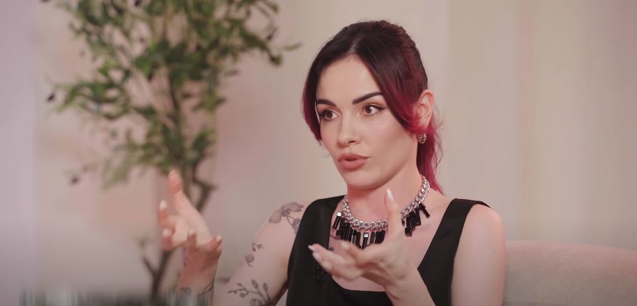 "Не хотіла заміж взагалі": MamaRika відверто відповіла, чому погодилася на шлюб з коханим