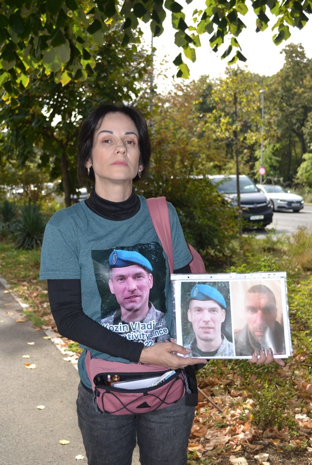 "Не маємо права мовчати": на мітингу в Бухаресті нагадали про жертв російського полону