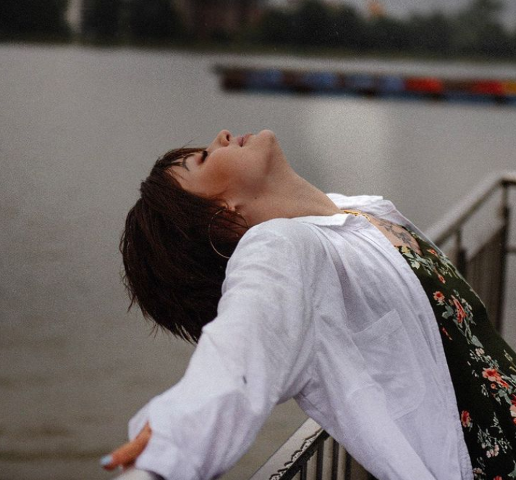 Одновременно с сыном боролись за жизнь: украинцы прощаются с известной блогершей