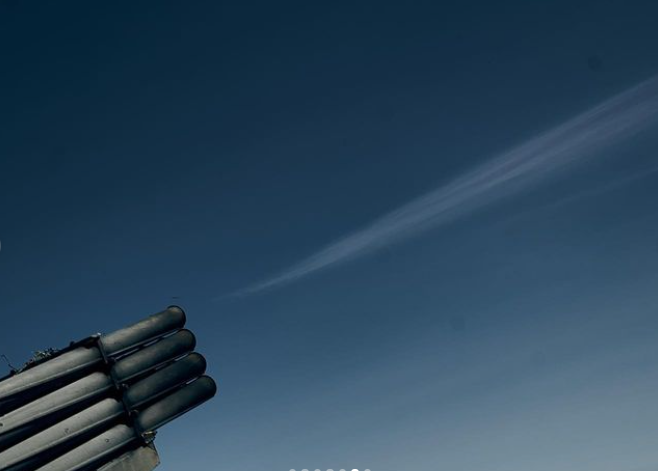 Арбузы под защитой ВСУ: сеть восхитили зрелищные кадры работы арты по позициям врага