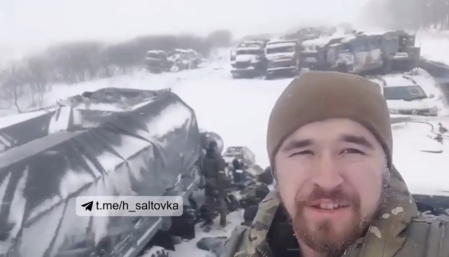 Под Харьковом лежат горы разбитой техники оккупантов (видео)