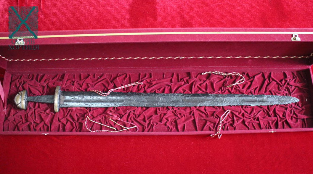 В музее "Хортица" рассказали о мече Святослава, найденном на месте последней битвы князя (видео)