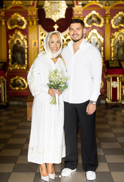 Квиткова и Добрынин наконец обвенчались. Экс-Холостяк объяснил, почему это так важно (фото)