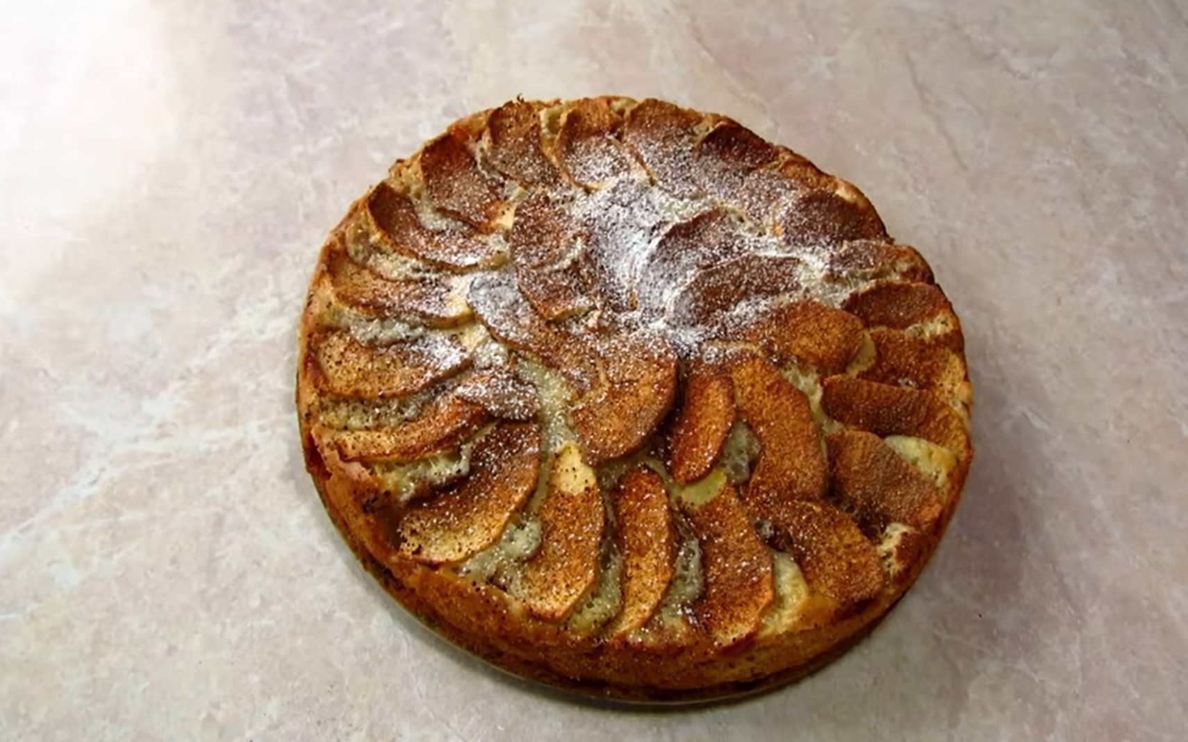 Яблучний Спас 19 серпня: як дізнатися майбутнє і загадати бажання на яблуках