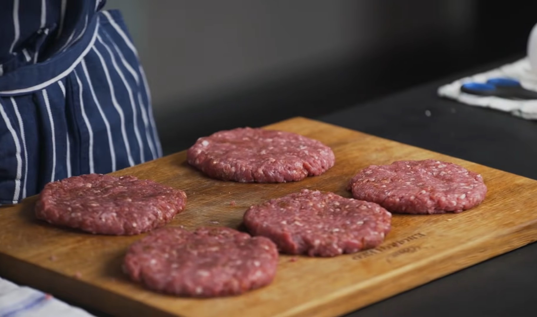 Вкусные котлеты "как в МакДональдсе": пошаговый рецепт с фото