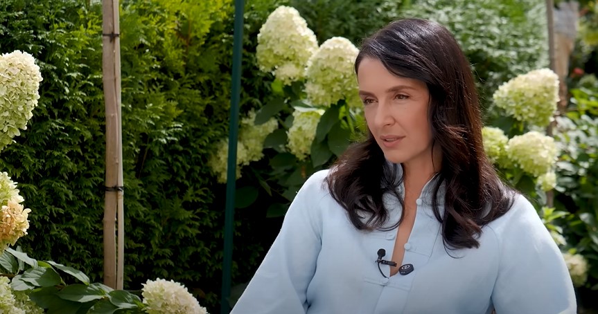 Хамайко зізналася, як реагувала на неоднозначні пропозиції від заможних чоловіків