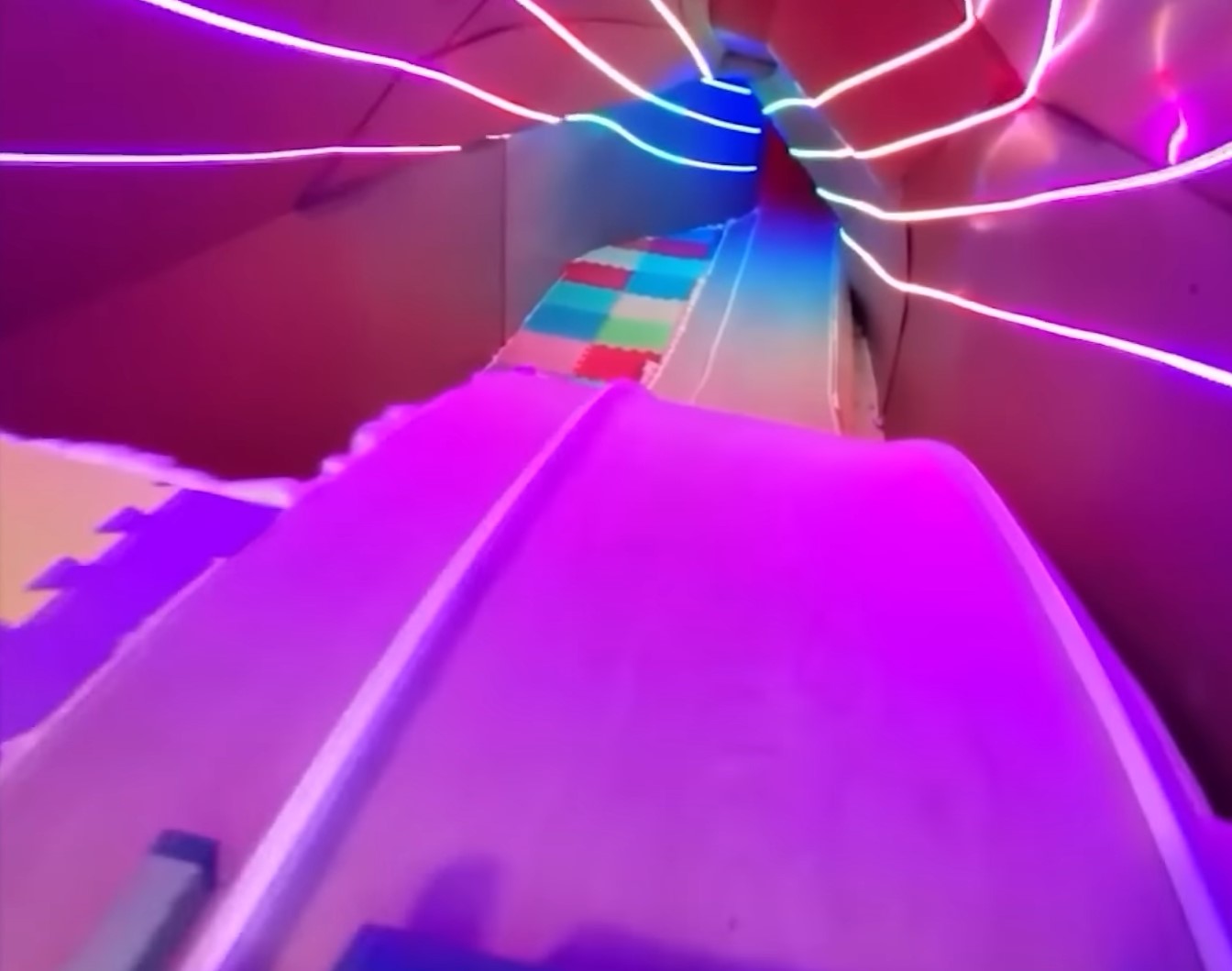 Найдивніші будинки у світі: ви будете вражені хатами, в яких живуть люди